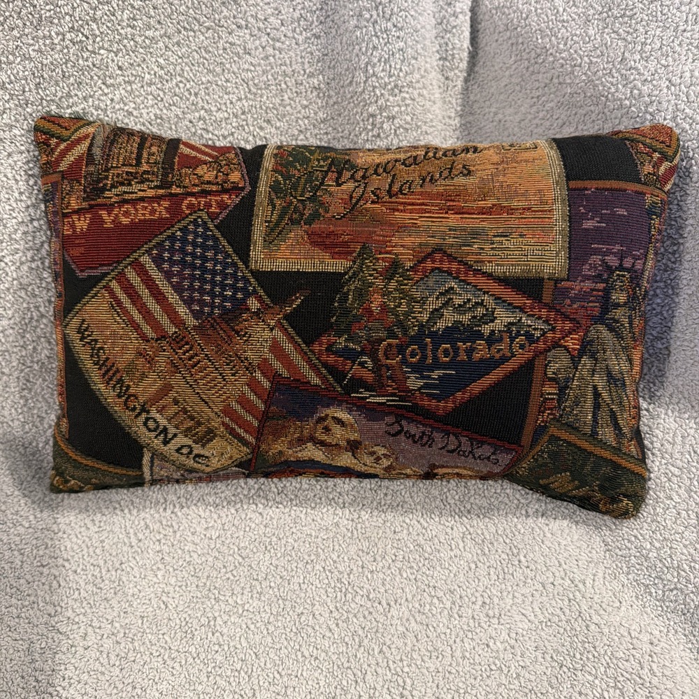 Americana Vintage Travel Theme Postcard Souvenir Tapestry Throw‎ Pillow NYC DC